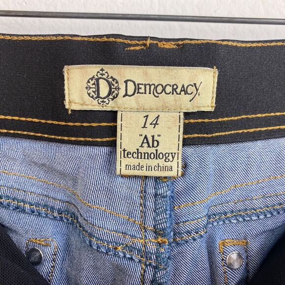 Womans Democracy Jeans 14 AB Tecnology Waist 36" Inseam 27.5" No Roll Waist - Picture 15 of 16